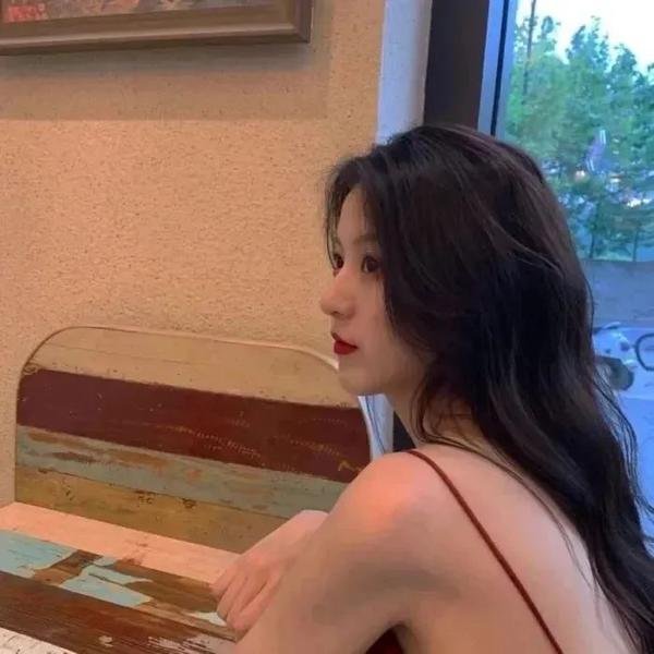 太空堡垒卡拉狄加：血与铬